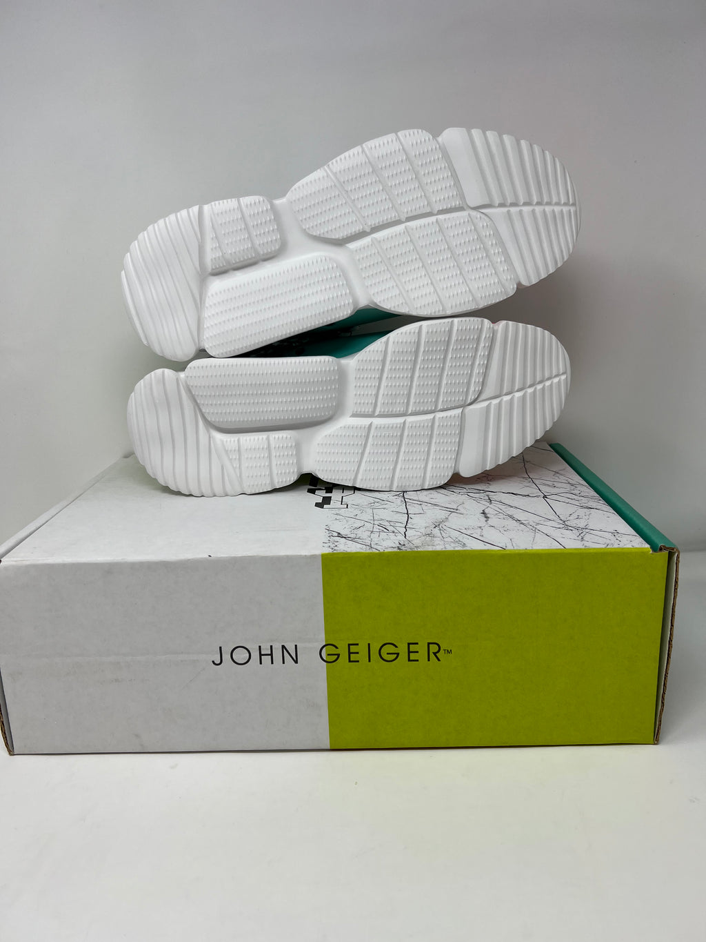 JOHN GEIGER 002