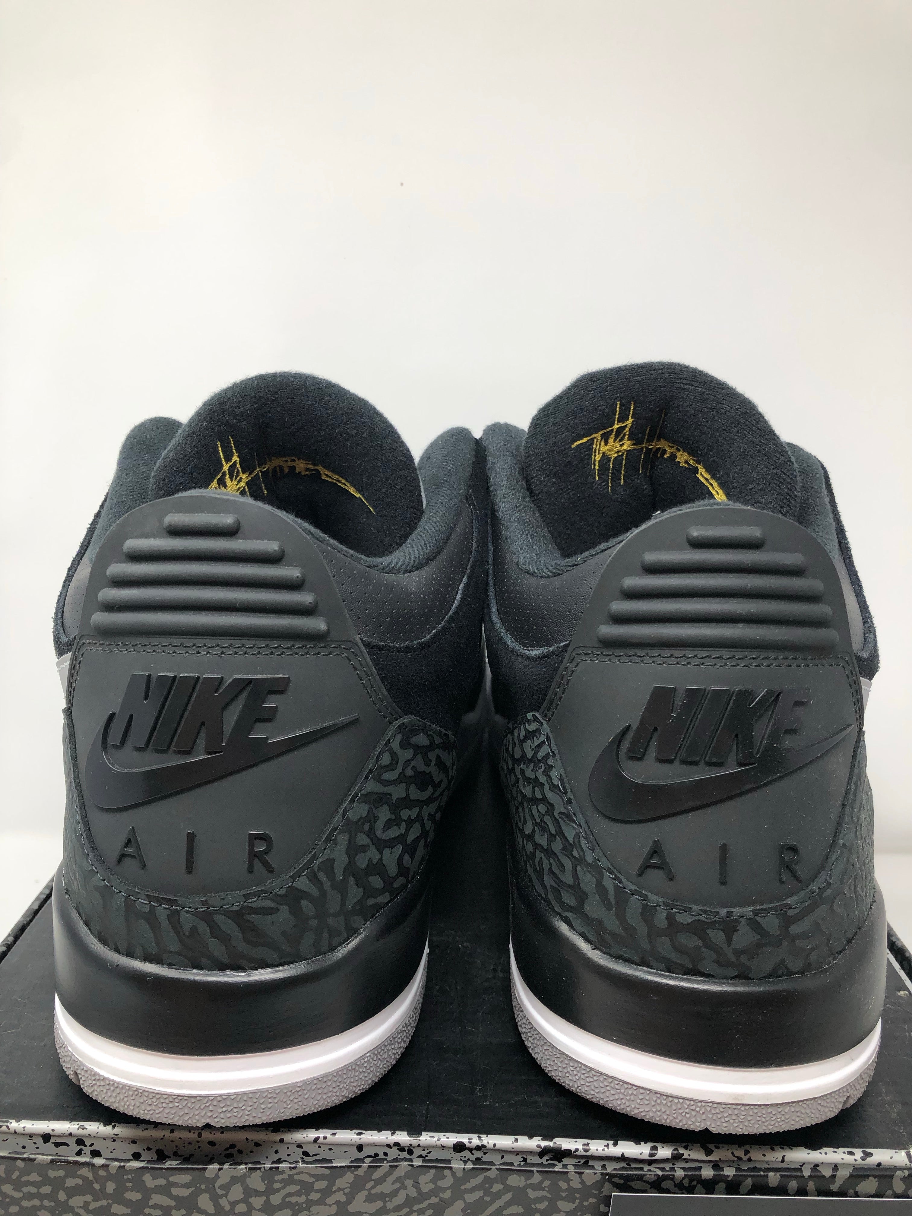 Jordan 3 Retro Tinker Black Cement Gold Size 18